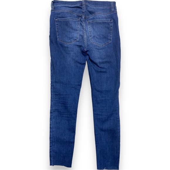 Free People Mid-Rise Dark Wash Cropped Skinny Jeans 27 NWOT - Picture 4 of 5